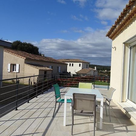 Villa Familiale Avec Piscine, Jardin A 10 Mn D'Uzes Flaux Kültér fotó